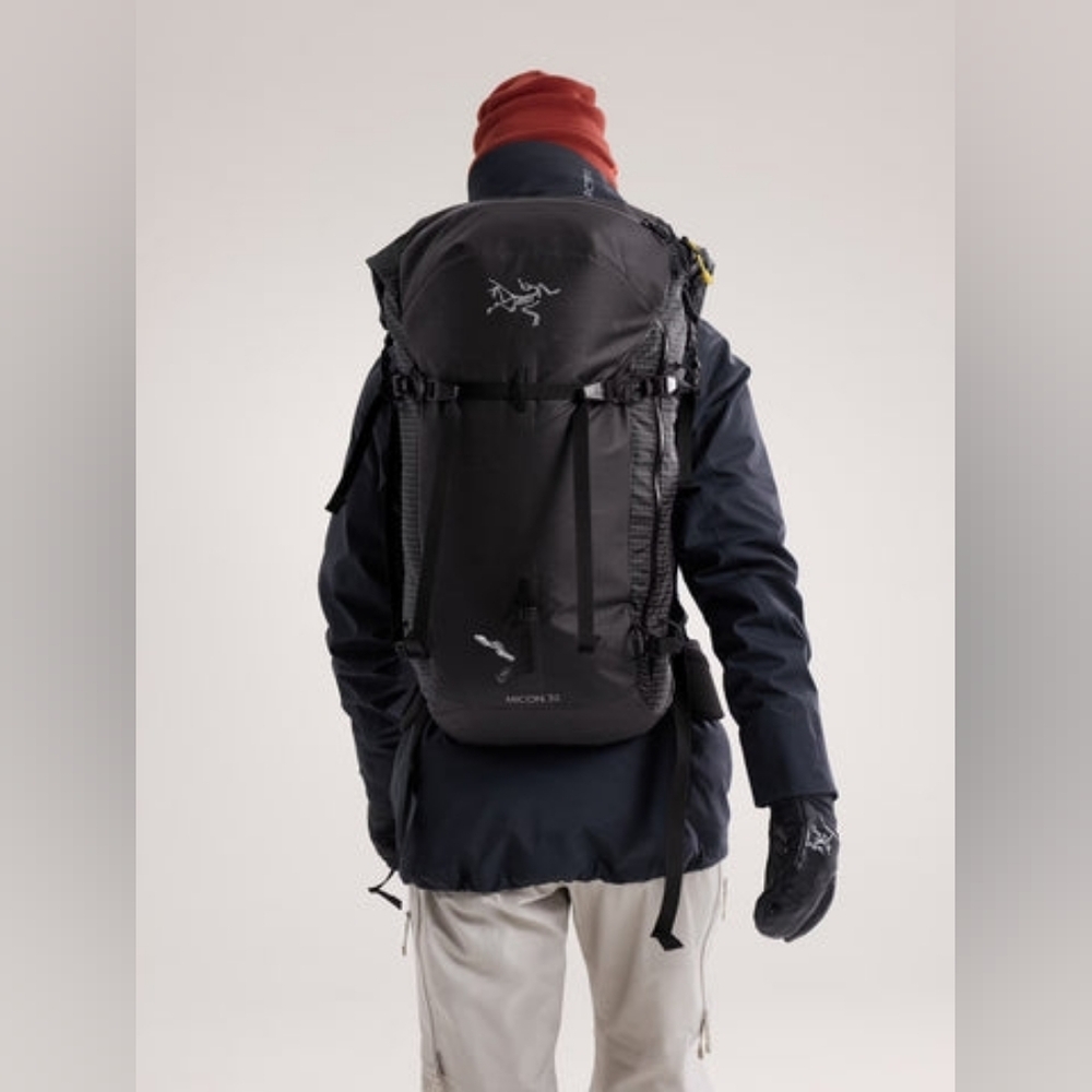 NWOT Arcteryx Micon 32